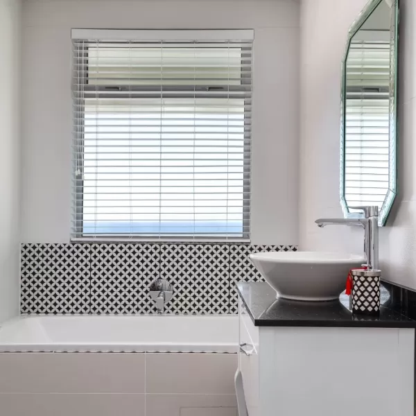 Styro-Wood Venetian Blinds